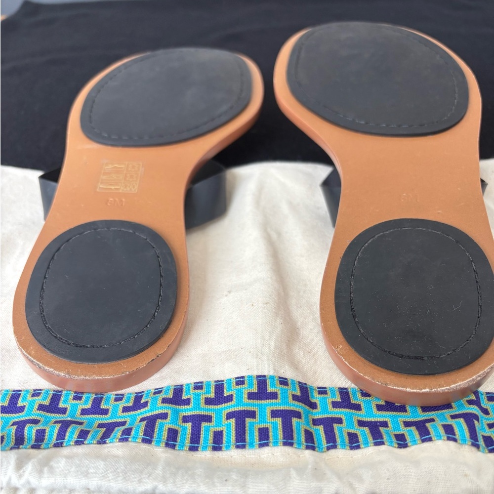 Tory Burch Black & Tan Sandals with Sleek Leather Thong Straps; Size 8 - Picture 6 of 6